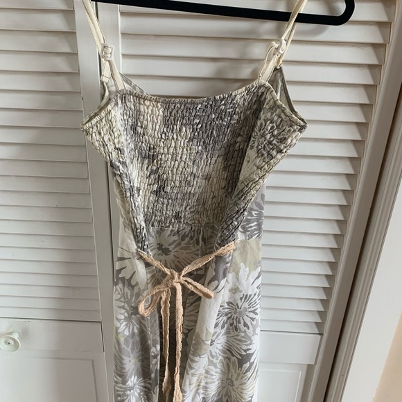 Free People Tie Back Sundress perfect for vacay!! Size 6 like new - Picture 6 of 6